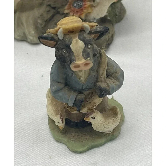 Vintage LOT of 12 Cow Figurines Great Condition - Picture 6 of 16